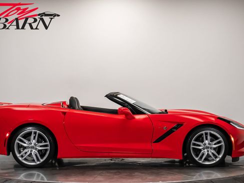 Used 2019 Chevrolet Corvette Stingray Convertible Z51 2LT image 6