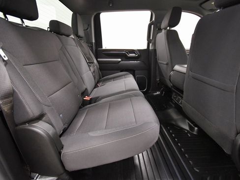 Used 2024 GMC Sierra 3500 SLE w/ SLE Convenience Package image 16