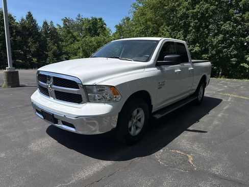 Used 2020 RAM 1500 Classic SLT AWD/4WD image 7