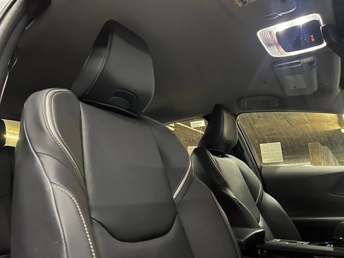 New 2026 Toyota Prius XLE FWD image 21