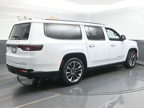 Used 2023 Jeep Wagoneer L Series III w/ Premium Group I AWD/4WD image 51
