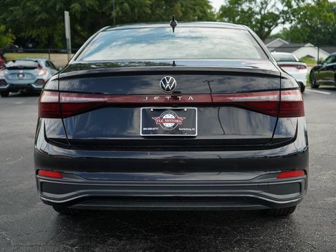Used 2025 Volkswagen Jetta Sport FWD image 19