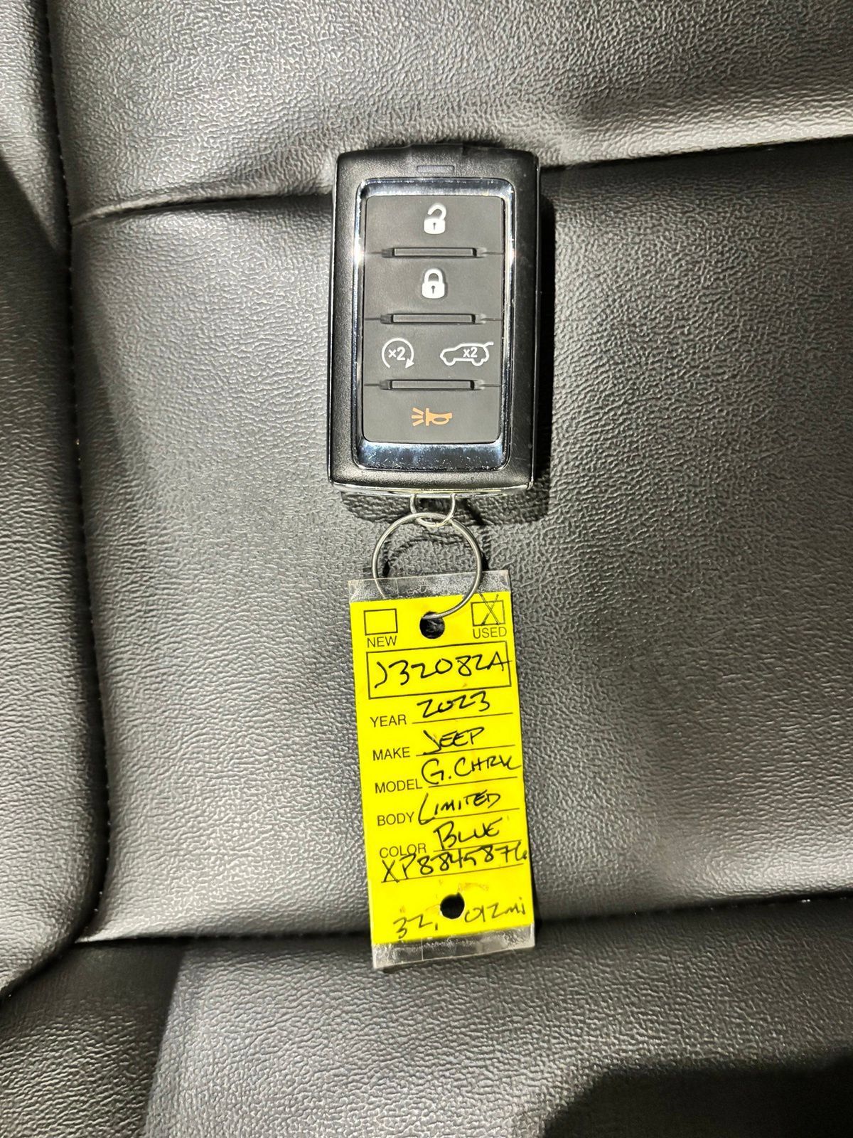 Used 2023 Jeep Grand Cherokee Limited RWD image 26