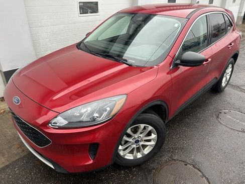 Used 2022 Ford Escape SE w/ Convenience Package image 1