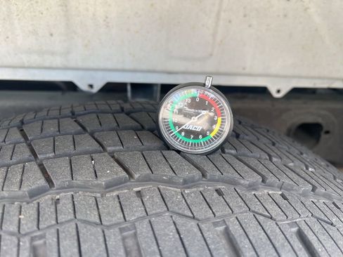 Used 2022 Chevrolet Silverado 1500 Custom image 12