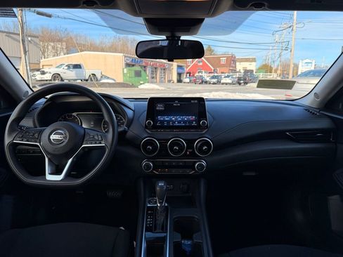 Used 2023 Nissan Sentra SV image 18