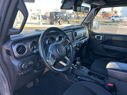 Used 2022 Jeep Wrangler Unlimited Rubicon 4xe w/ Cold Weather Group image 27