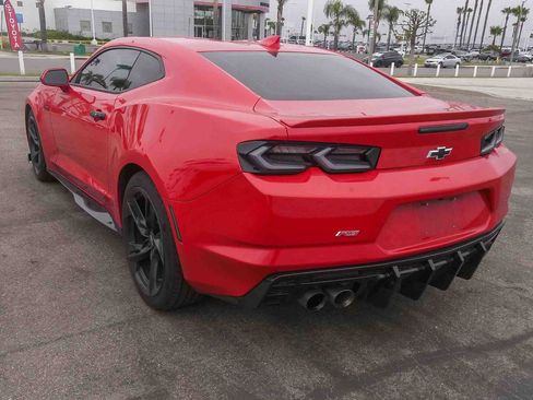 Used 2021 Chevrolet Camaro LT w/ RS Package RWD image 7