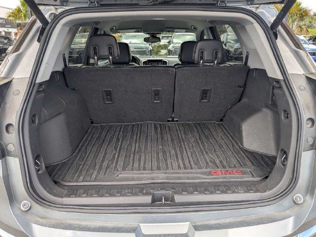 Used 2020 GMC Terrain SLT w/ Preferred Package FWD image 12