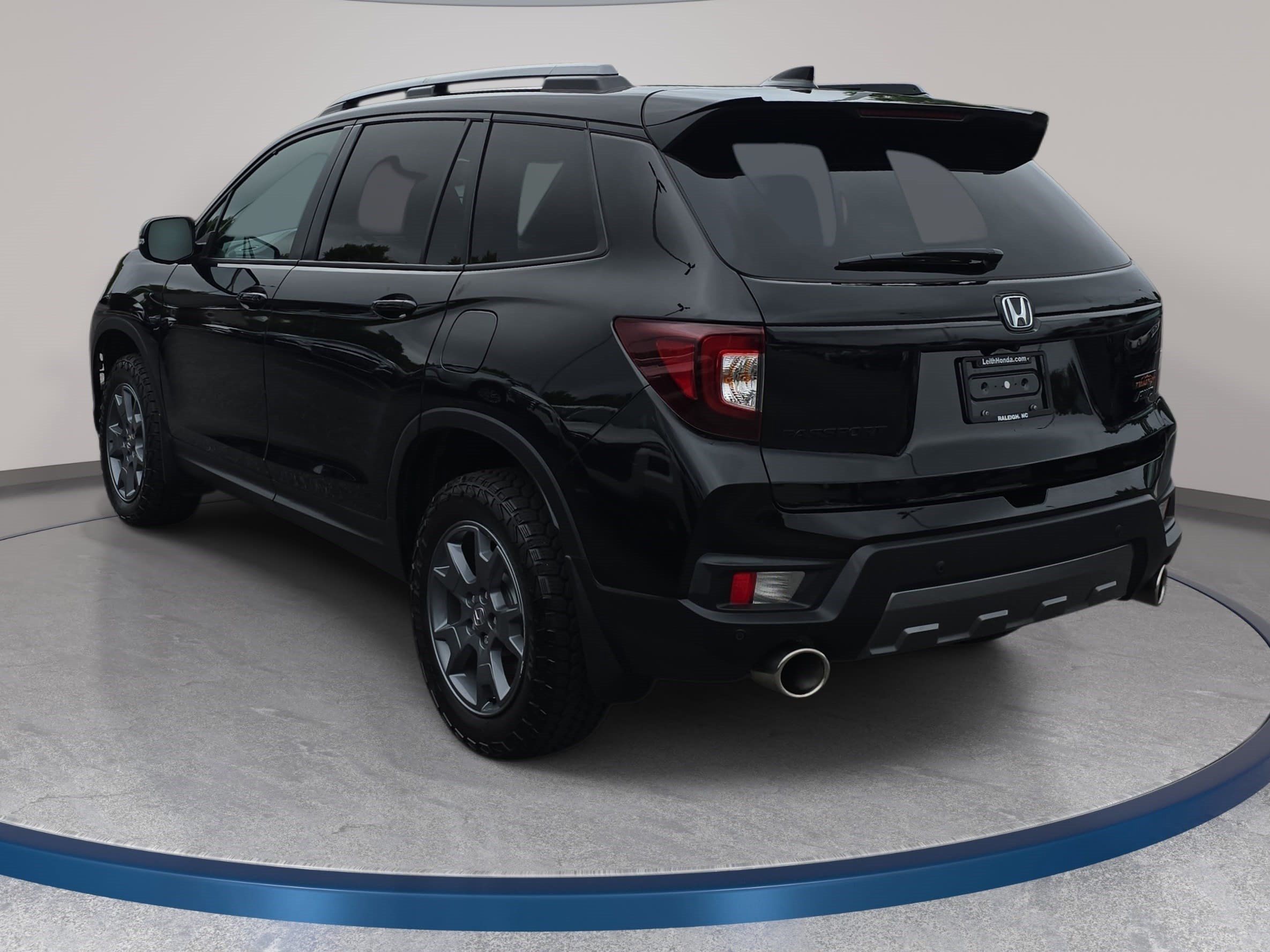 Certified 2025 Honda Passport TrailSport image 7