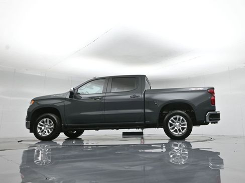 Used 2025 Chevrolet Silverado 1500 LT image 59