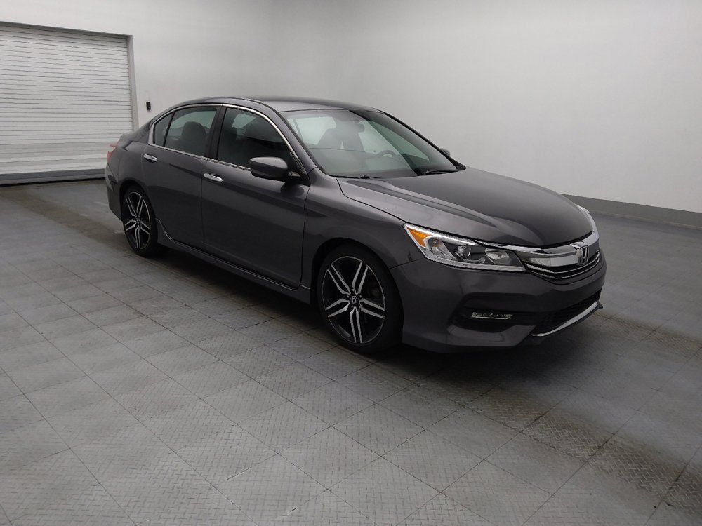 Used 2017 Honda Accord Sport image 11