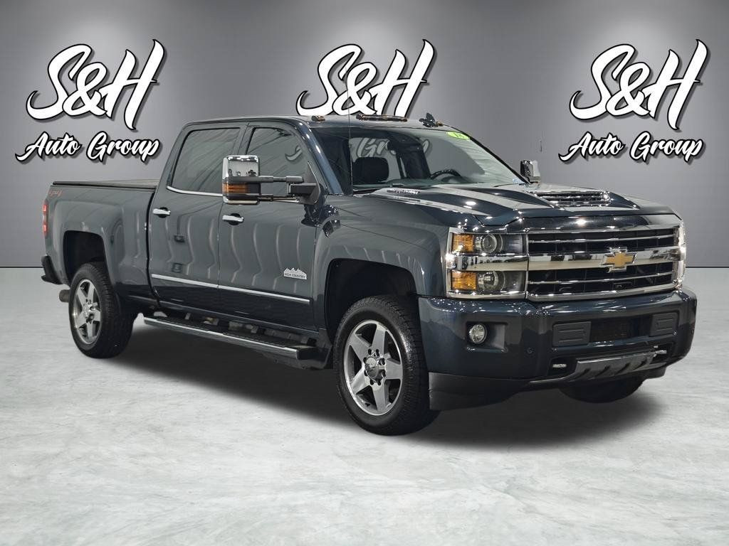 Used 2018 Chevrolet Silverado 2500 High Country w/ Duramax Plus Package AWD/4WD image 2