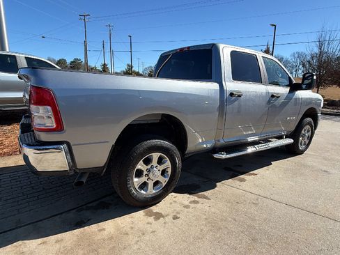 Used 2024 RAM 2500 Big Horn w/ Bed Utility Group image 8