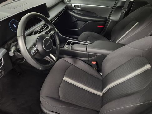 Certified 2025 Hyundai Sonata SEL FWD image 11