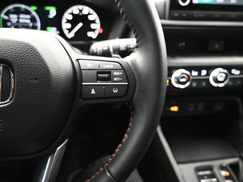 Used 2025 Honda CR-V Sport image 16