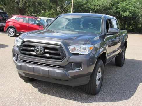 Used 2022 Toyota Tacoma SR w/ SR Convenience Package RWD image 7