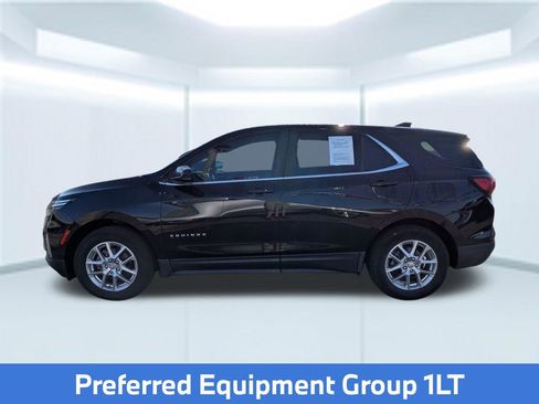 Used 2022 Chevrolet Equinox LT image 2