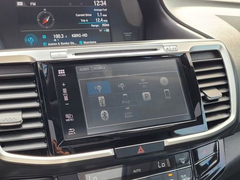 Used 2016 Honda Accord EX-L image 25