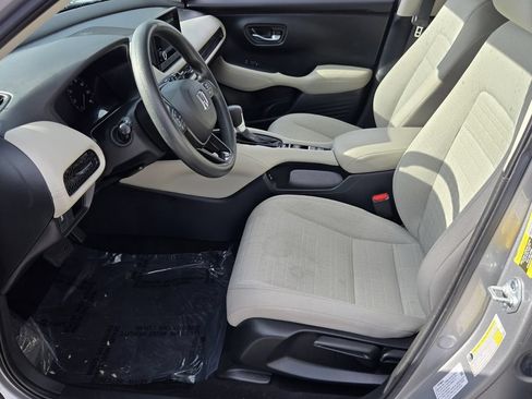 Used 2025 Honda HR-V LX image 10