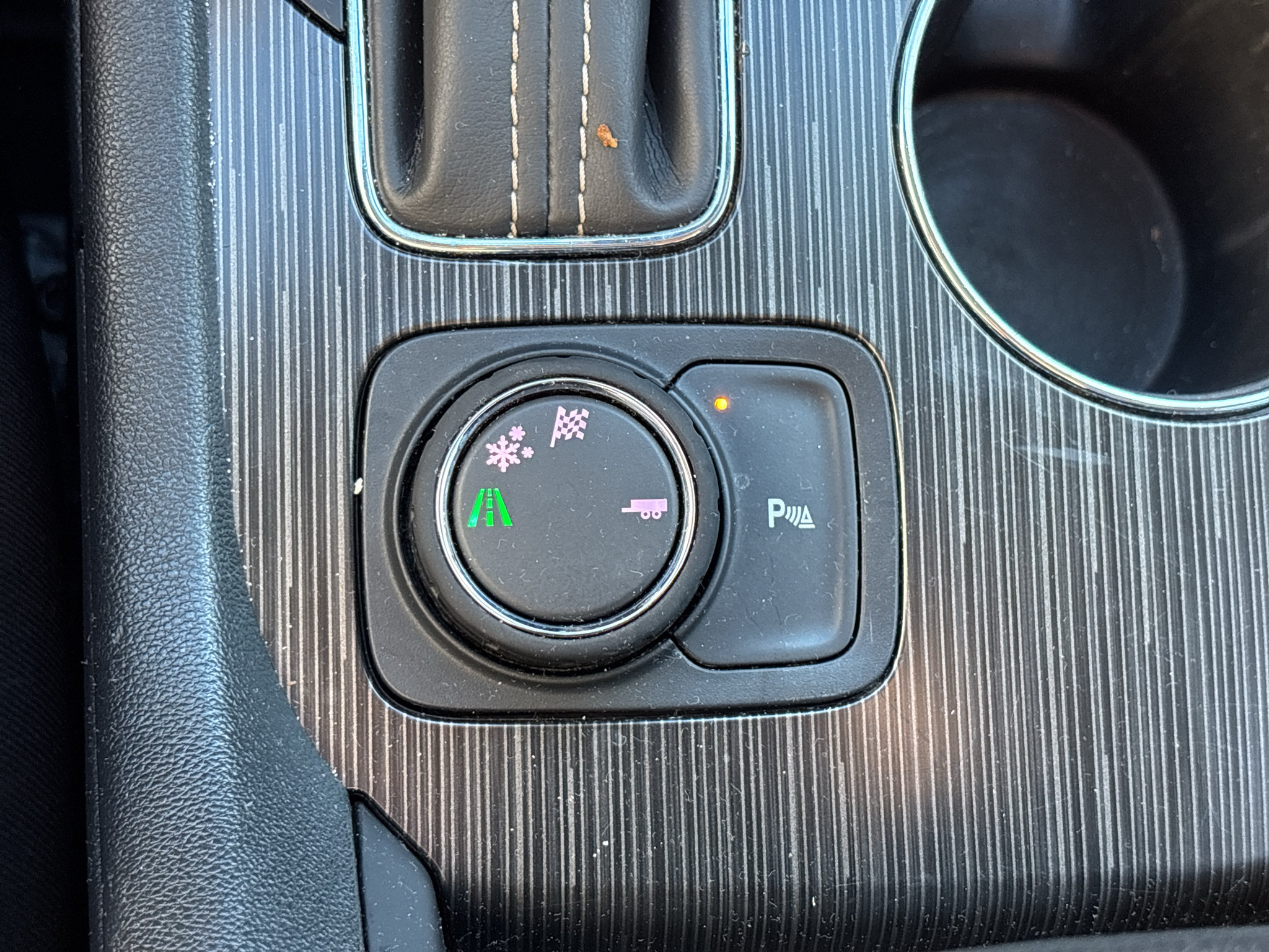 Used 2018 GMC Acadia SLT FWD image 24