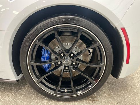 Used 2018 Chevrolet Corvette Grand Sport w/ Carbon 65 Edition RWD image 32