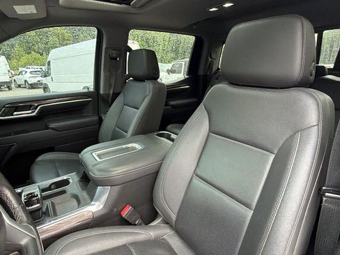 Used 2022 Chevrolet Silverado 1500 LTZ w/ LTZ Premium Package AWD/4WD image 17