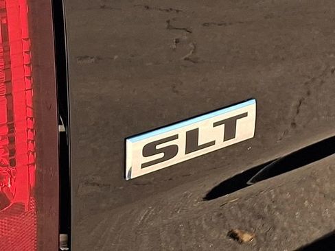 Used 2023 RAM 1500 Classic SLT w/ Trailer & Traction Group image 40