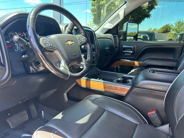 Used 2019 Chevrolet Silverado 2500 High Country w/ Duramax Plus Package AWD/4WD image 19