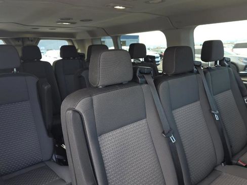 Used 2023 Ford Transit 350 XLT image 8