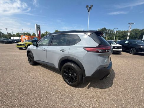 Used 2023 Nissan Rogue SV w/ SV Premium B Package AWD/4WD image 6