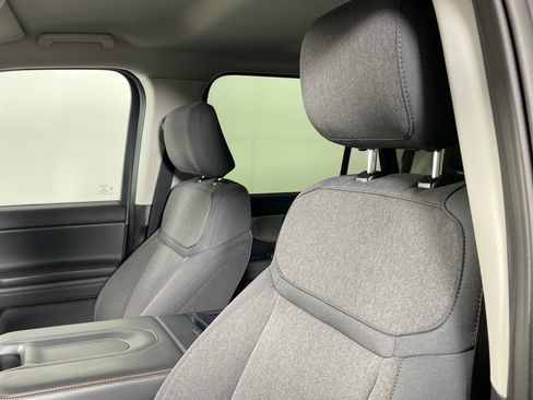 Certified 2025 Ford Expedition Active AWD/4WD image 17