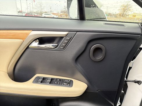 Used 2021 Lexus RX 350L Premium image 13