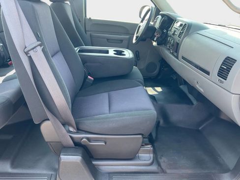 Used 2012 Chevrolet Silverado 1500 W/T image 10