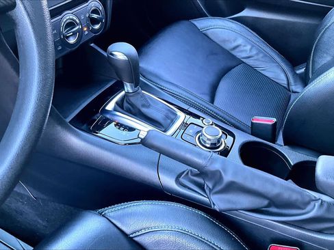 Used 2016 MAZDA MAZDA3 i Sport w/ Preferred Equipment Package image 15