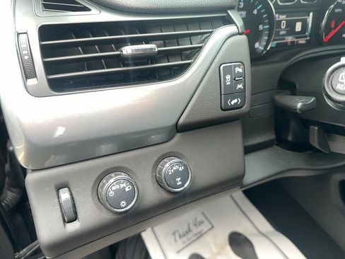 Used 2018 Chevrolet Tahoe LT image 26