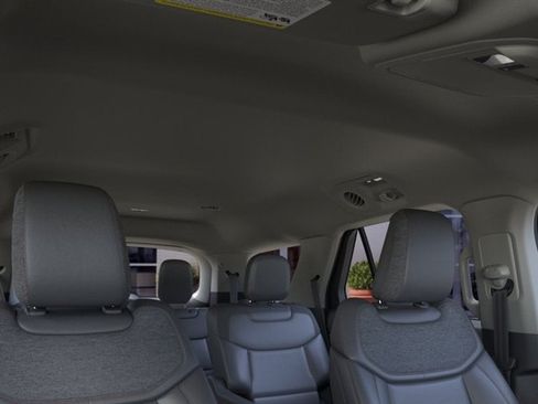 New 2026 Ford Explorer Active w/ Active Comfort Package AWD/4WD image 22