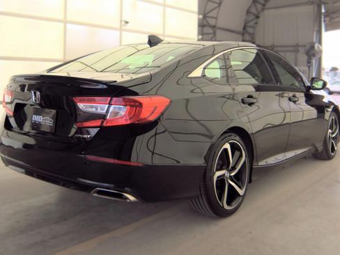 Used 2022 Honda Accord Sport image 4