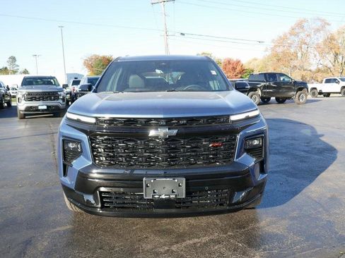New 2026 Chevrolet Traverse RS image 8