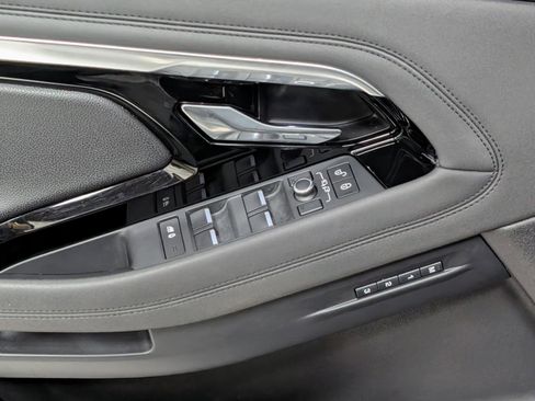 Used 2020 Land Rover Range Rover Evoque S image 14
