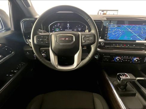 Certified 2025 GMC Sierra 1500 Elevation w/ Preferred Package image 6
