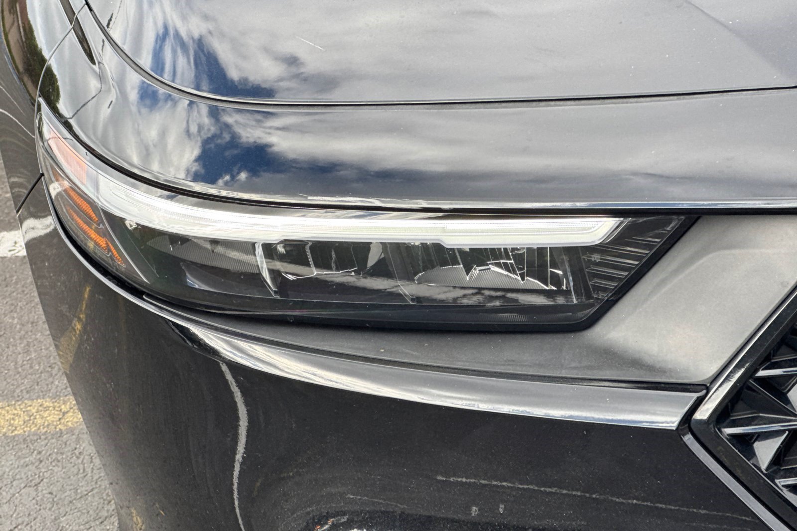 Used 2024 Honda Accord Sport image 11