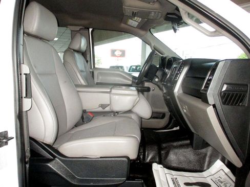 Used 2020 Ford F350 XL w/ Power Equipment Group image 12