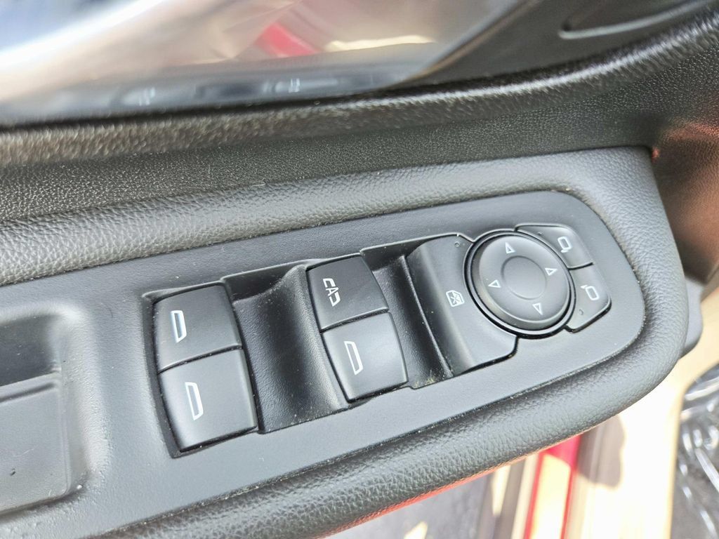 Used 2019 GMC Terrain SLE FWD image 34