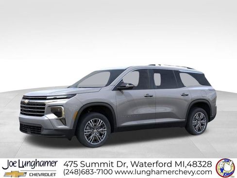 New 2026 Chevrolet Traverse LT w/ LPO, Floor Liner Package AWD/4WD image 2
