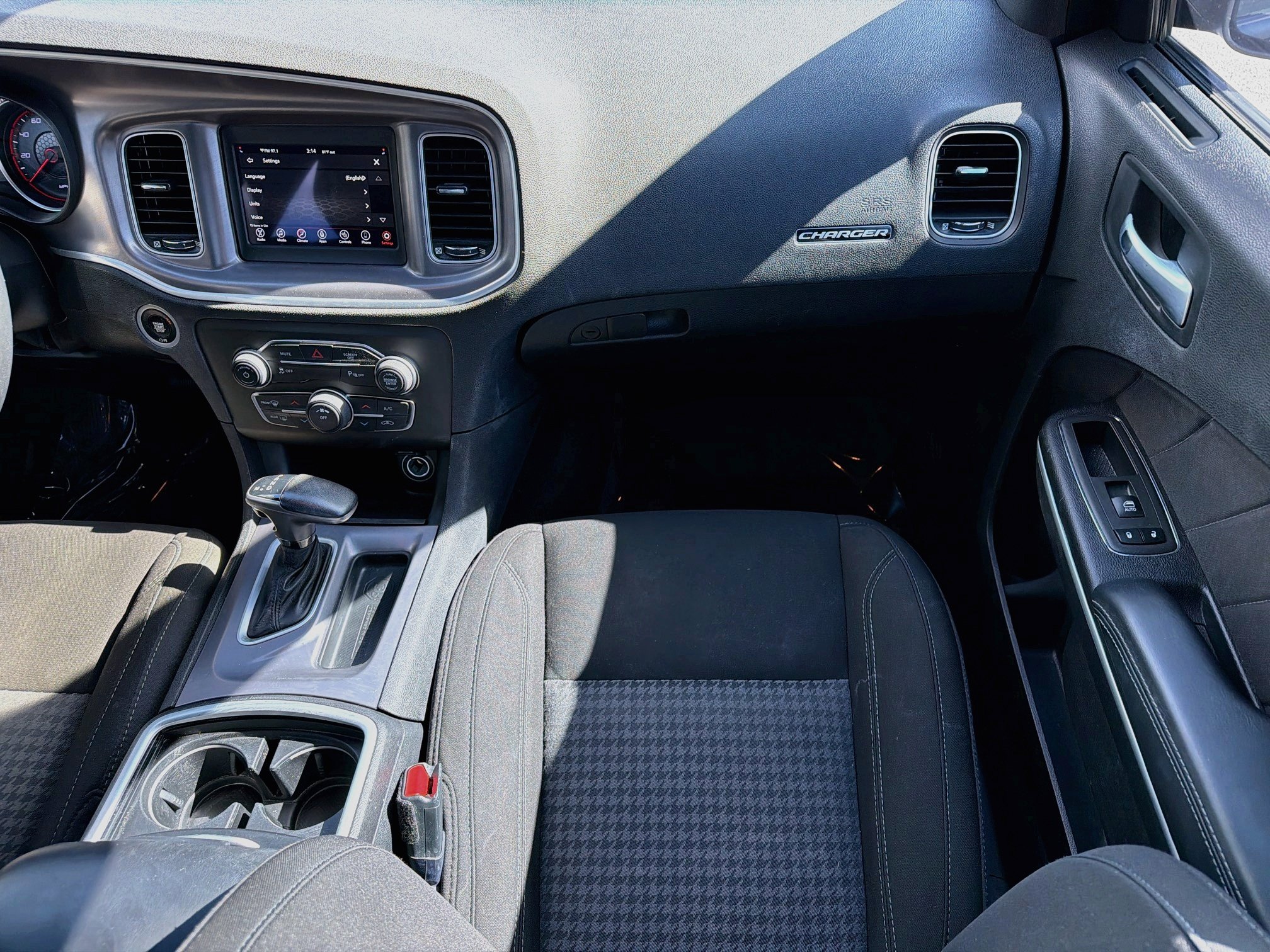 Used 2021 Dodge Charger SXT w/ Cold Weather Package RWD image 13