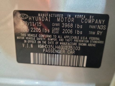 Used 2016 Hyundai Elantra GT w/ Option Group 02 image 33