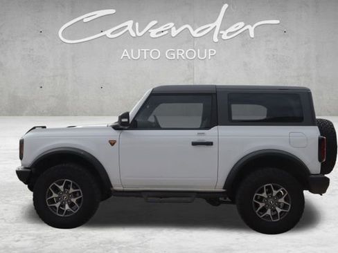 Used 2023 Ford Bronco Badlands image 4