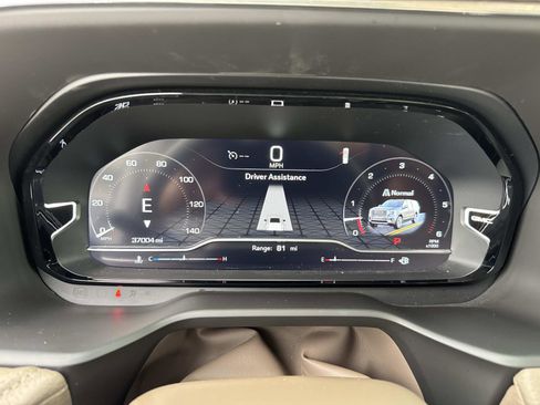 Used 2023 GMC Yukon Denali image 32