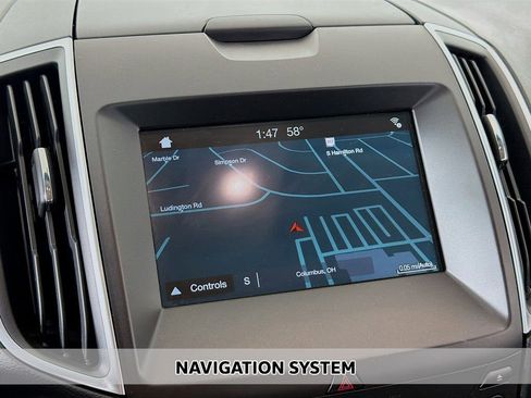 Used 2017 Ford Edge Titanium w/ Equipment Group 301A image 3